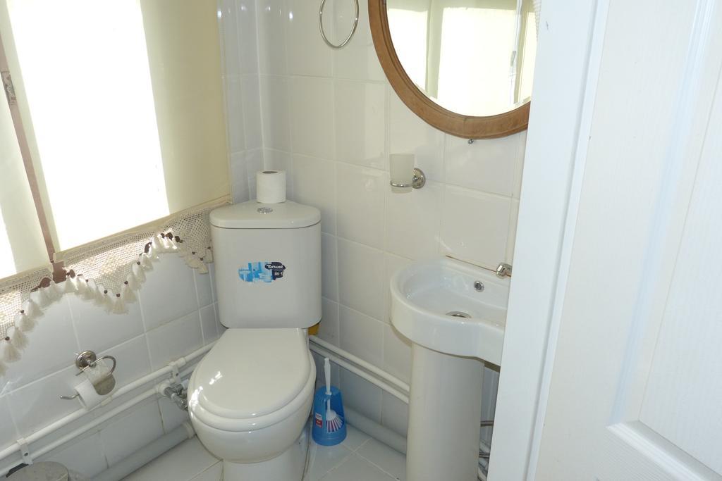 Eagles Budget Home Истанбул Стая снимка
