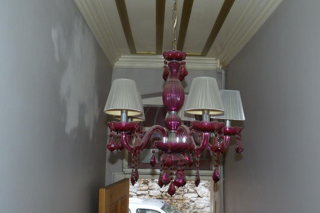 Eagles Budget Home Истанбул Екстериор снимка